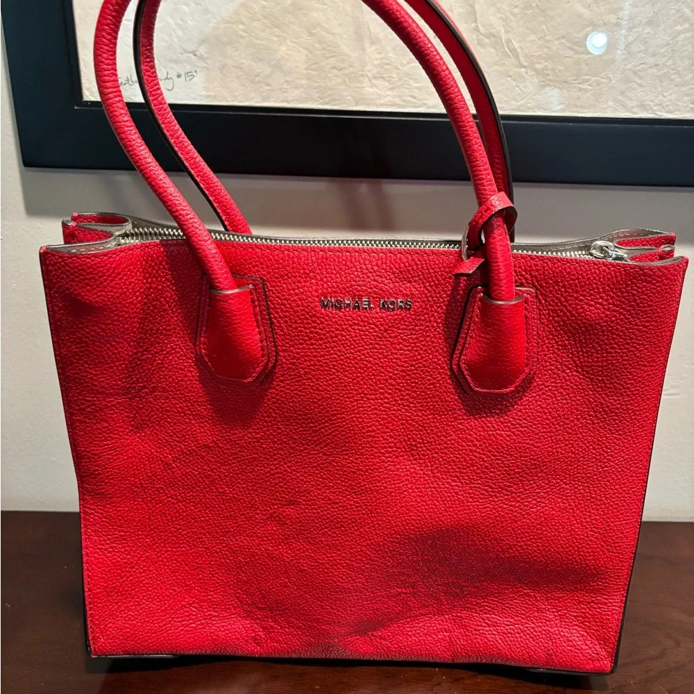 Michael Kors Vibrant Red Tote Bag - Picture 11 of 11